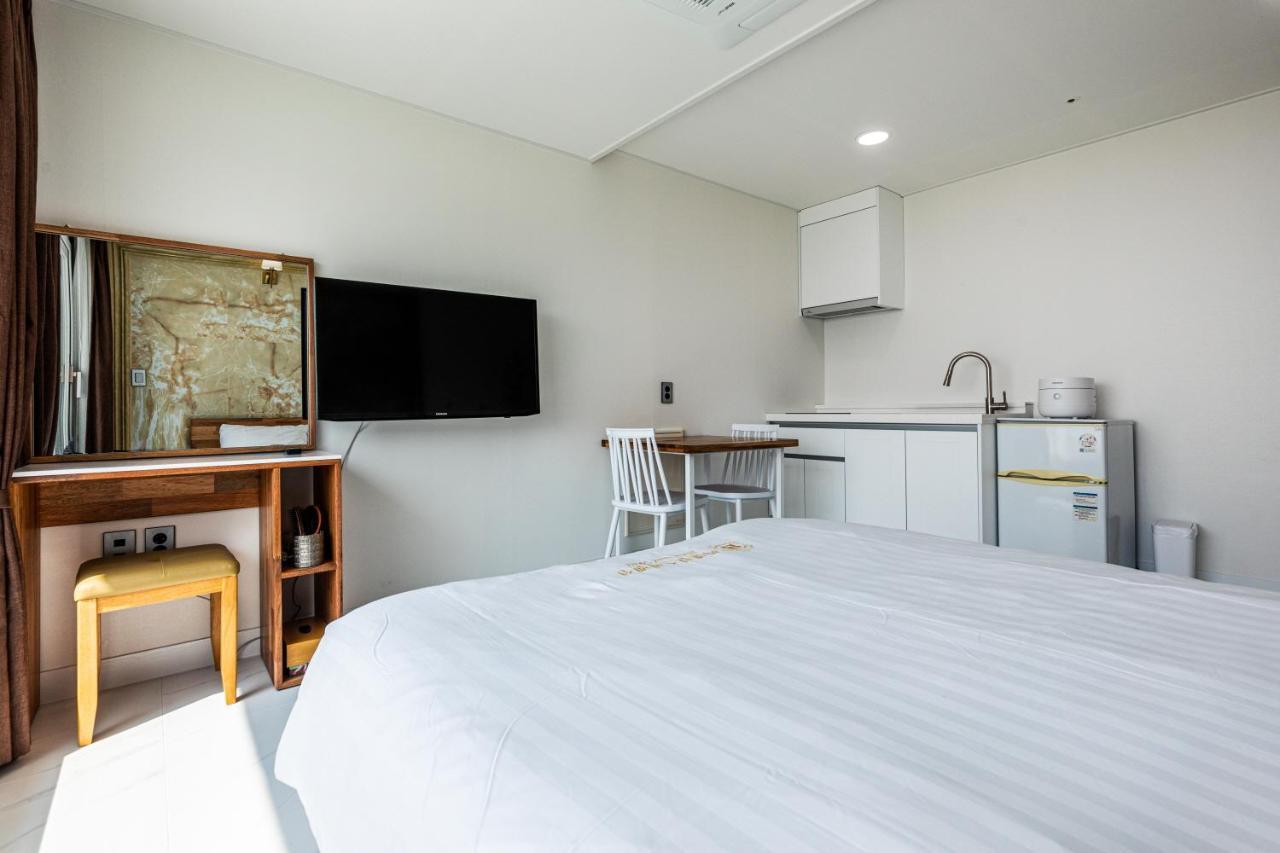 Aewol Oceanstay جيجو المظهر الخارجي الصورة
